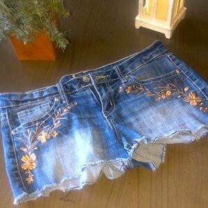 Sound girl 🩷 cut off Shorts Sz 7